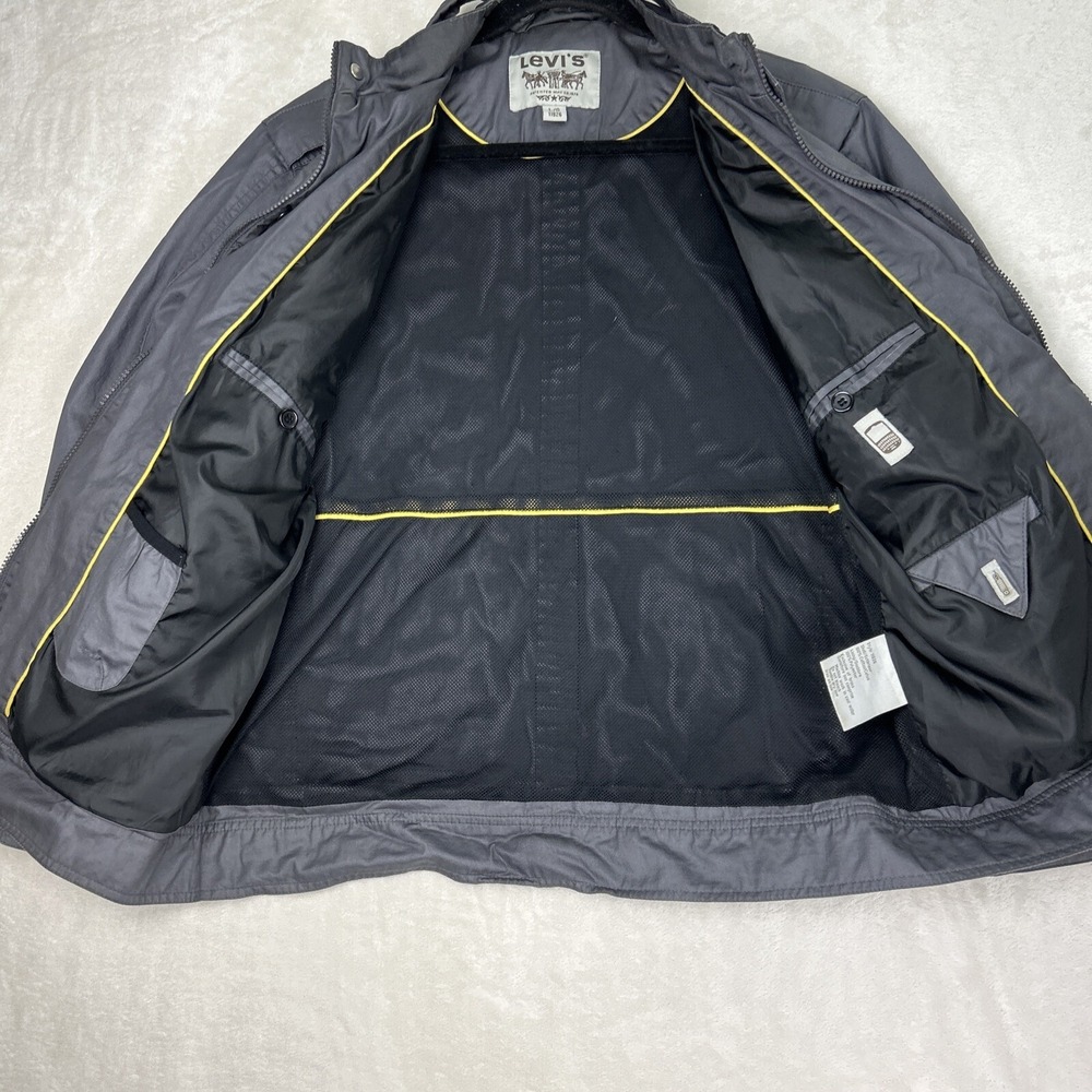 Levi's Strauss Zip Up Jacket Men's Size Large Gray Pockets Coat - Picture 4 of 12